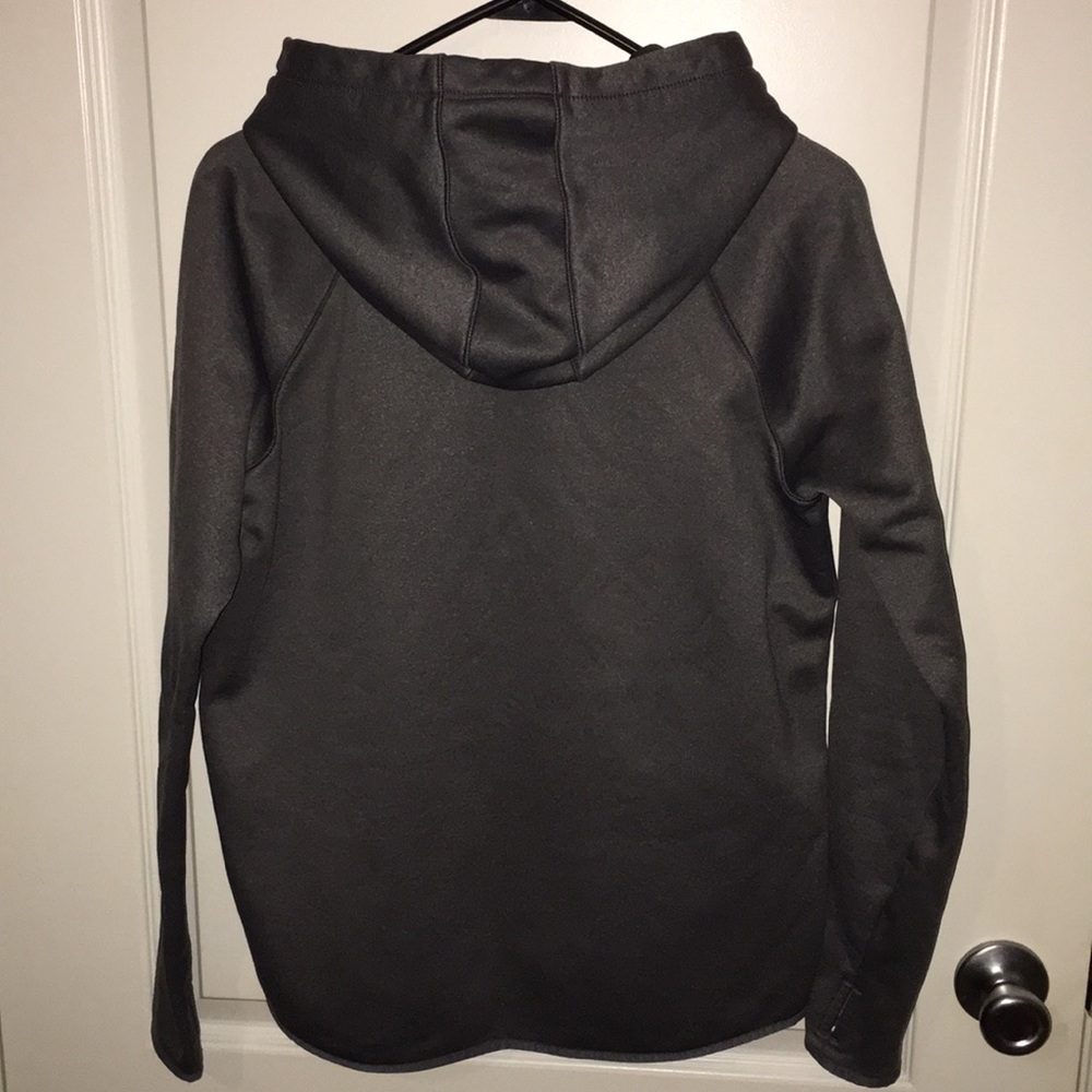 Slightly Used Under Armour Hoodie. - Picture 2 of 3